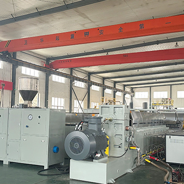 TPU Supercritical CO2 FOAMER ETERVRIONG ETERVRICE LISE Production Line